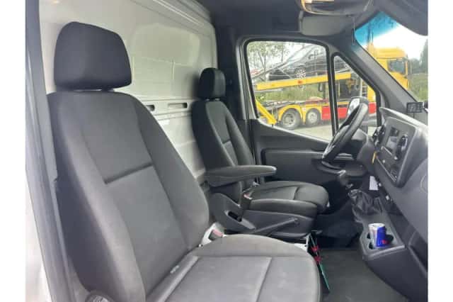 Mercedes-Benz Sprinter (2020) thumbnail 4