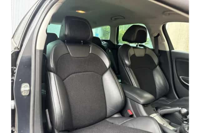 Citroën C5 (2010) thumbnail 4