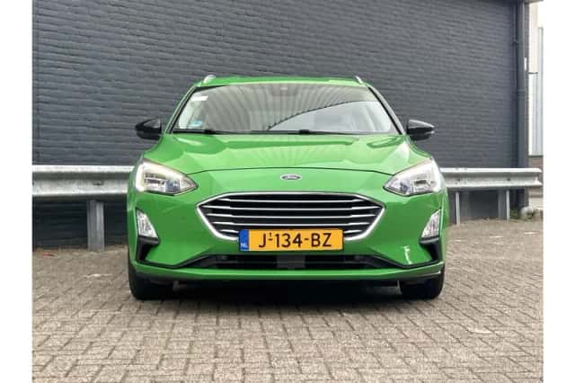 Ford Focus (2020) thumbnail 5