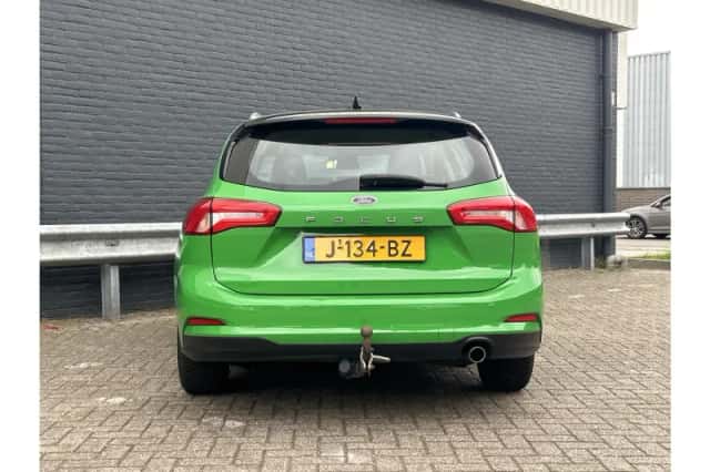 Ford Focus (2020) thumbnail 6
