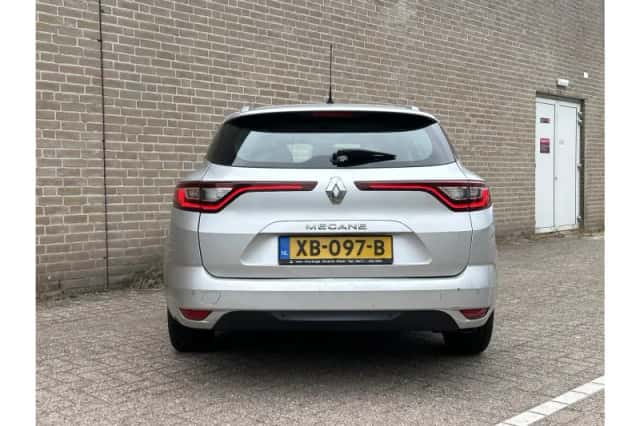 Renault Mégane (2016) thumbnail 6