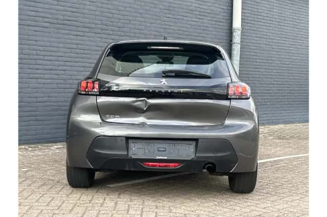 Peugeot 208 (2023) thumbnail 6