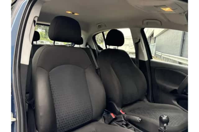 Opel Corsa (2014) thumbnail 4