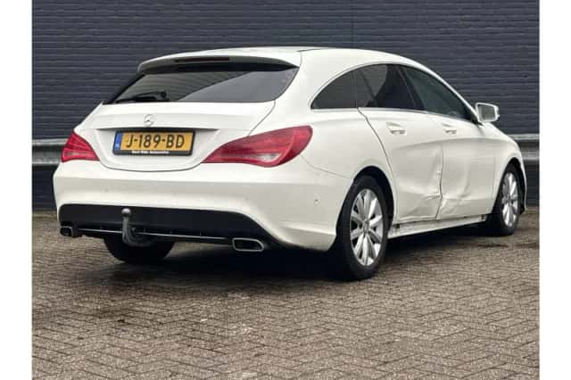 Mercedes-Benz CLA-Klasse (2015) thumbnail 2