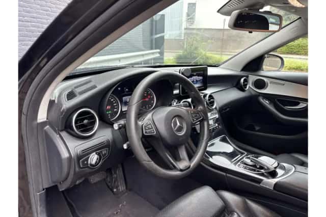 Mercedes-Benz C-Klasse (2016) thumbnail 3