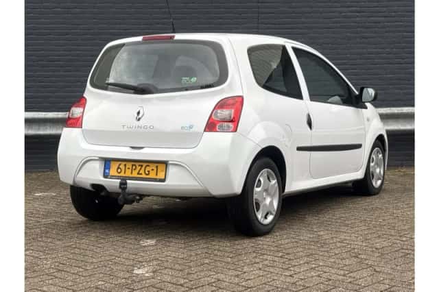 Renault Twingo (2011) thumbnail 2