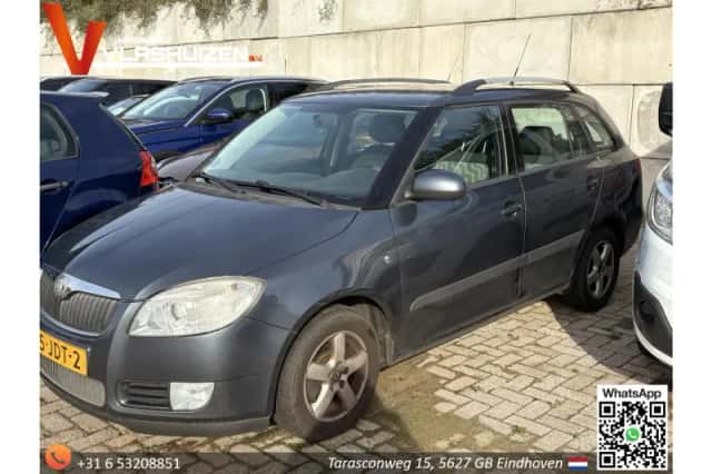 Škoda Fabia (2009) thumbnail 1