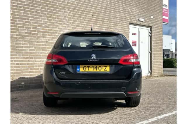 Peugeot 308 (2015) thumbnail 5