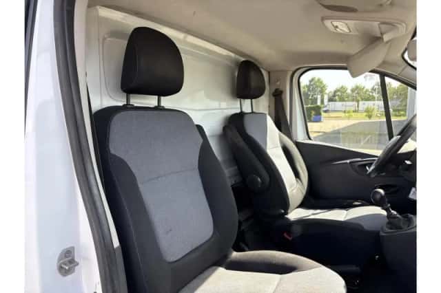 Opel Vivaro (2017) thumbnail 4