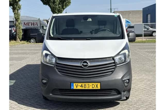 Opel Vivaro (2017) thumbnail 5
