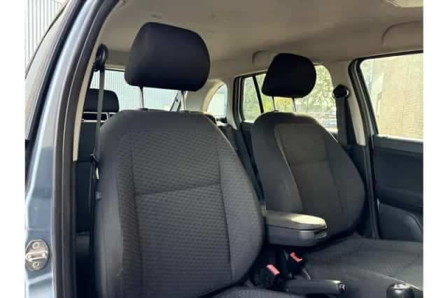 Škoda Fabia (2010) thumbnail 4