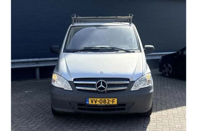 Mercedes-Benz Vito (2011) thumbnail 5