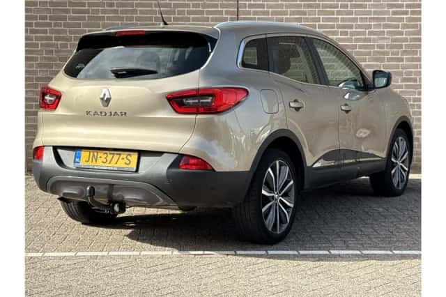 Renault Kadjar (2016) thumbnail 2