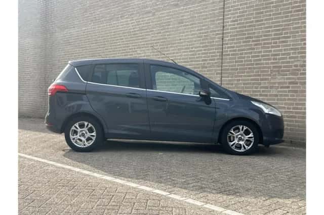 Ford B-Max (2014) thumbnail 6