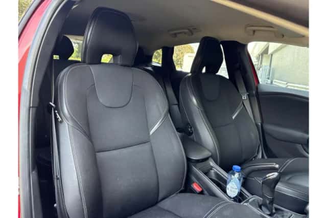 Volvo V40 (2013) thumbnail 4