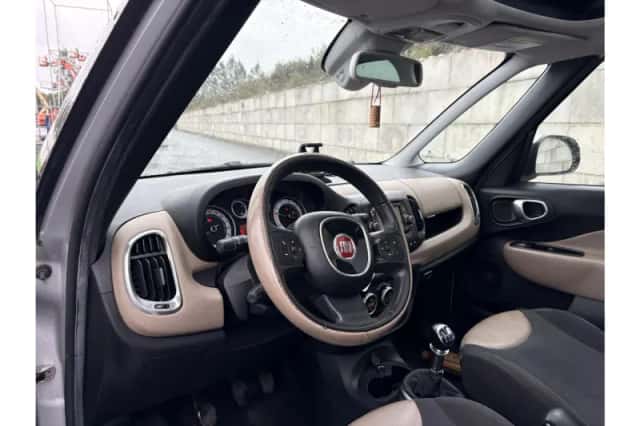 Fiat 500L (2013) thumbnail 3