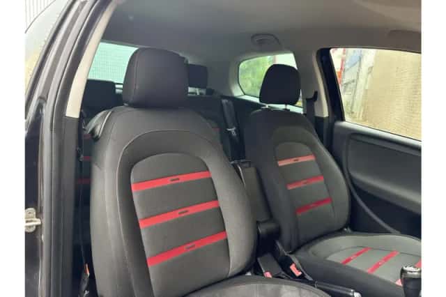 Fiat Punto (2011) thumbnail 4