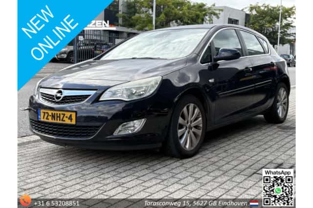 Opel Astra (2010) thumbnail 1