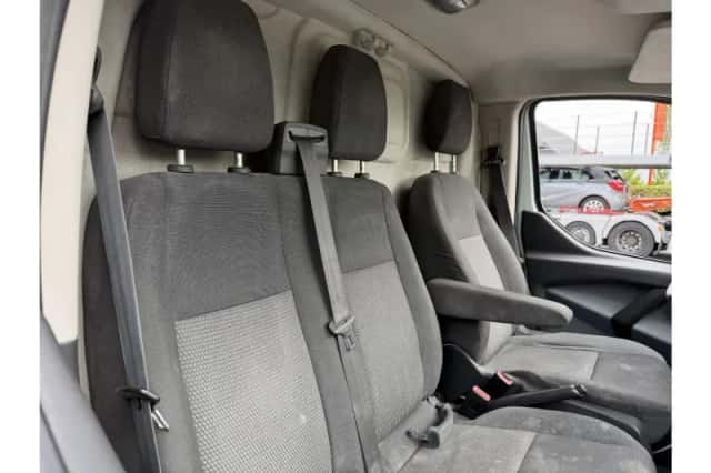 Ford Transit Custom (2013) thumbnail 4