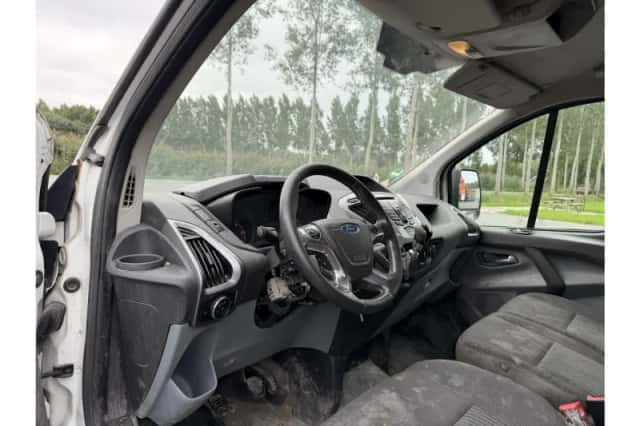 Ford Transit Custom (2014) thumbnail 3