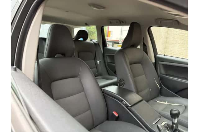 Volvo V70 (2010) thumbnail 4