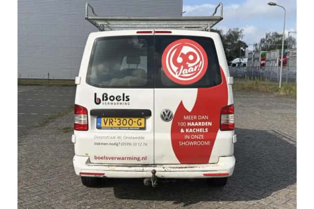 Volkswagen Transporter (2015) thumbnail 6