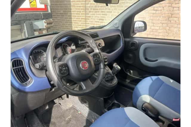 Fiat Panda (2012) thumbnail 3
