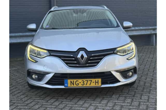 Renault Mégane (2017) thumbnail 5
