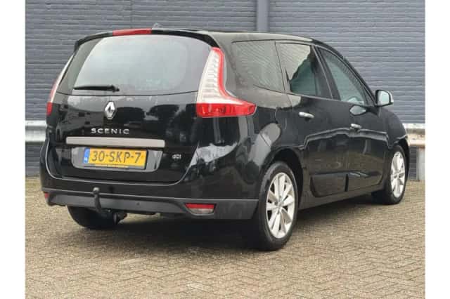 Renault Grand Scénic (2011) thumbnail 2