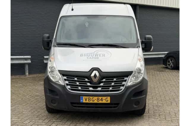 Renault Master (2019) thumbnail 4