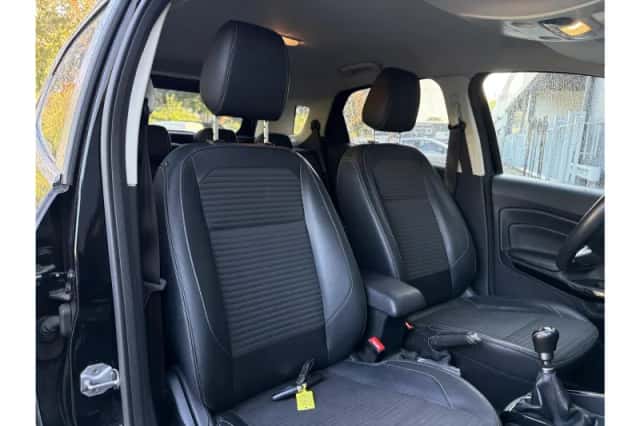 Ford EcoSport (2018) thumbnail 4