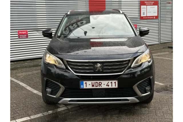 Peugeot 5008 (2019) thumbnail 5