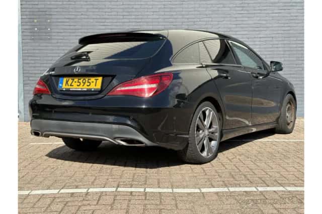 Mercedes-Benz CLA-Klasse (2017) thumbnail 2