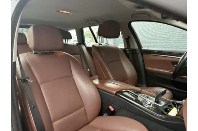 BMW 5-Serie (2011) thumbnail 4