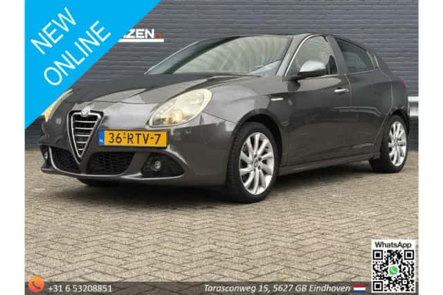 Alfa Romeo Giulietta (2011) thumbnail 1