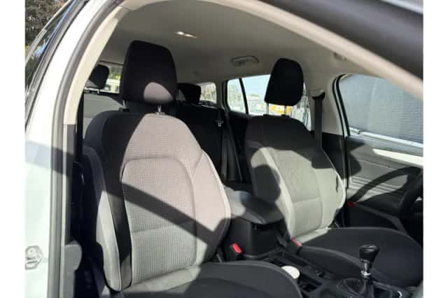 Ford Focus (2020) thumbnail 4