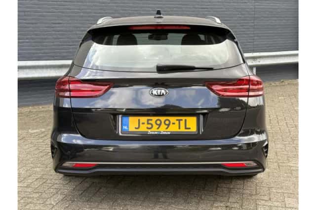 Kia Ceed (2020) thumbnail 6