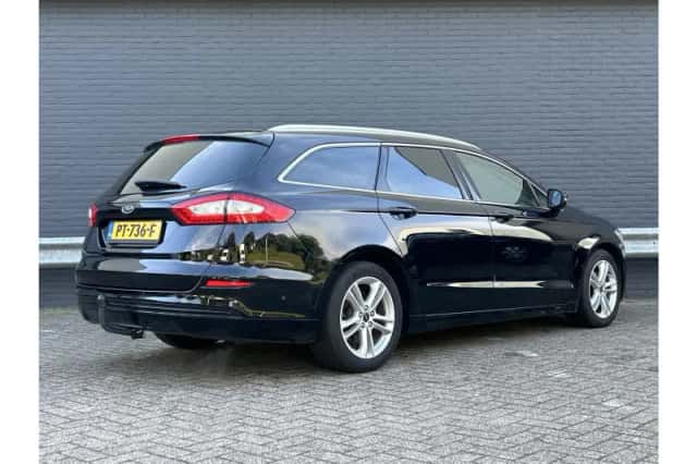 Ford Mondeo (2017) thumbnail 2