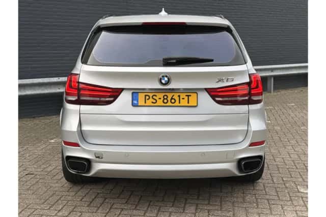 BMW X5 (2014) thumbnail 6