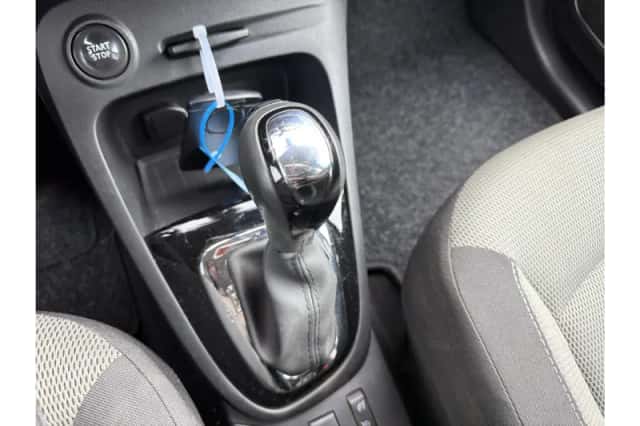 Renault Captur (2014) thumbnail 5