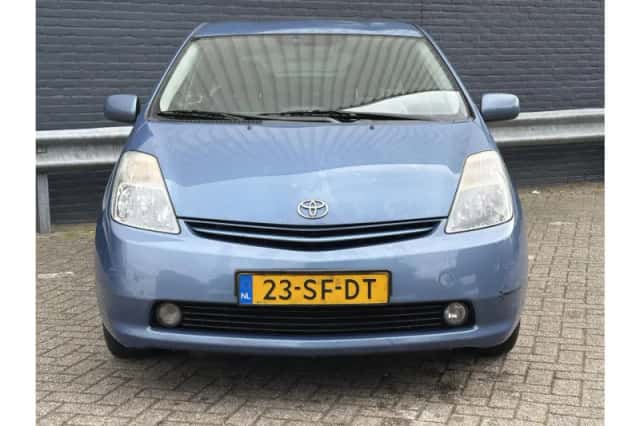 Toyota Prius (2006) thumbnail 5