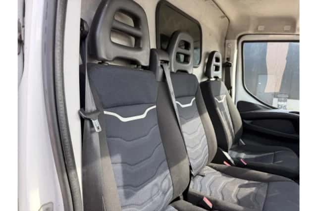 Iveco Daily (2020) thumbnail 4
