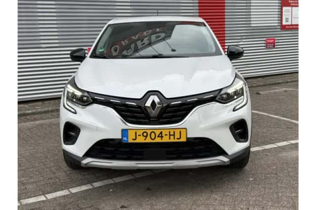 Renault Captur (2020) thumbnail 5