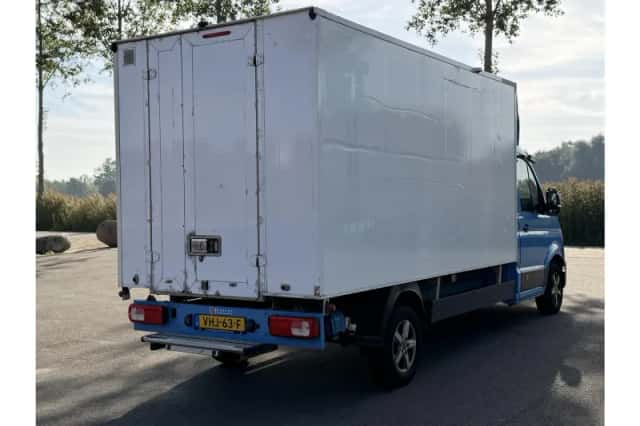 Volkswagen Crafter (2020) thumbnail 2