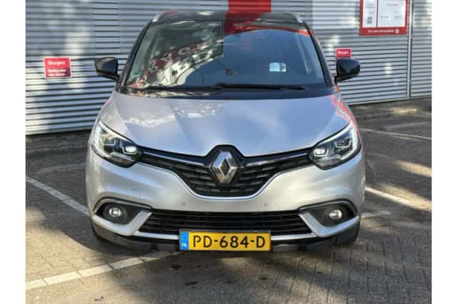 Renault Grand Scénic (2017) thumbnail 5