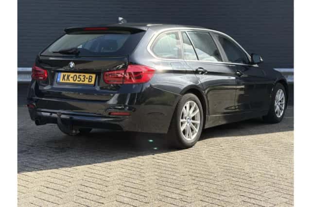 BMW 3-Serie (2016) thumbnail 2
