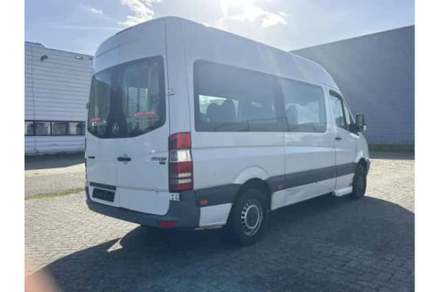Mercedes-Benz Sprinter (2009) thumbnail 2