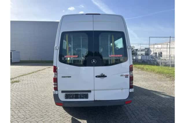 Mercedes-Benz Sprinter (2009) thumbnail 5