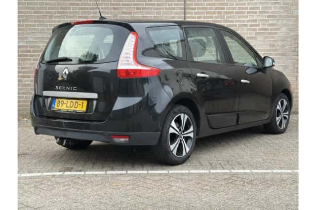 Renault Grand Scénic (2010) thumbnail 2