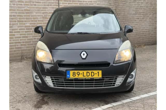 Renault Grand Scénic (2010) thumbnail 5